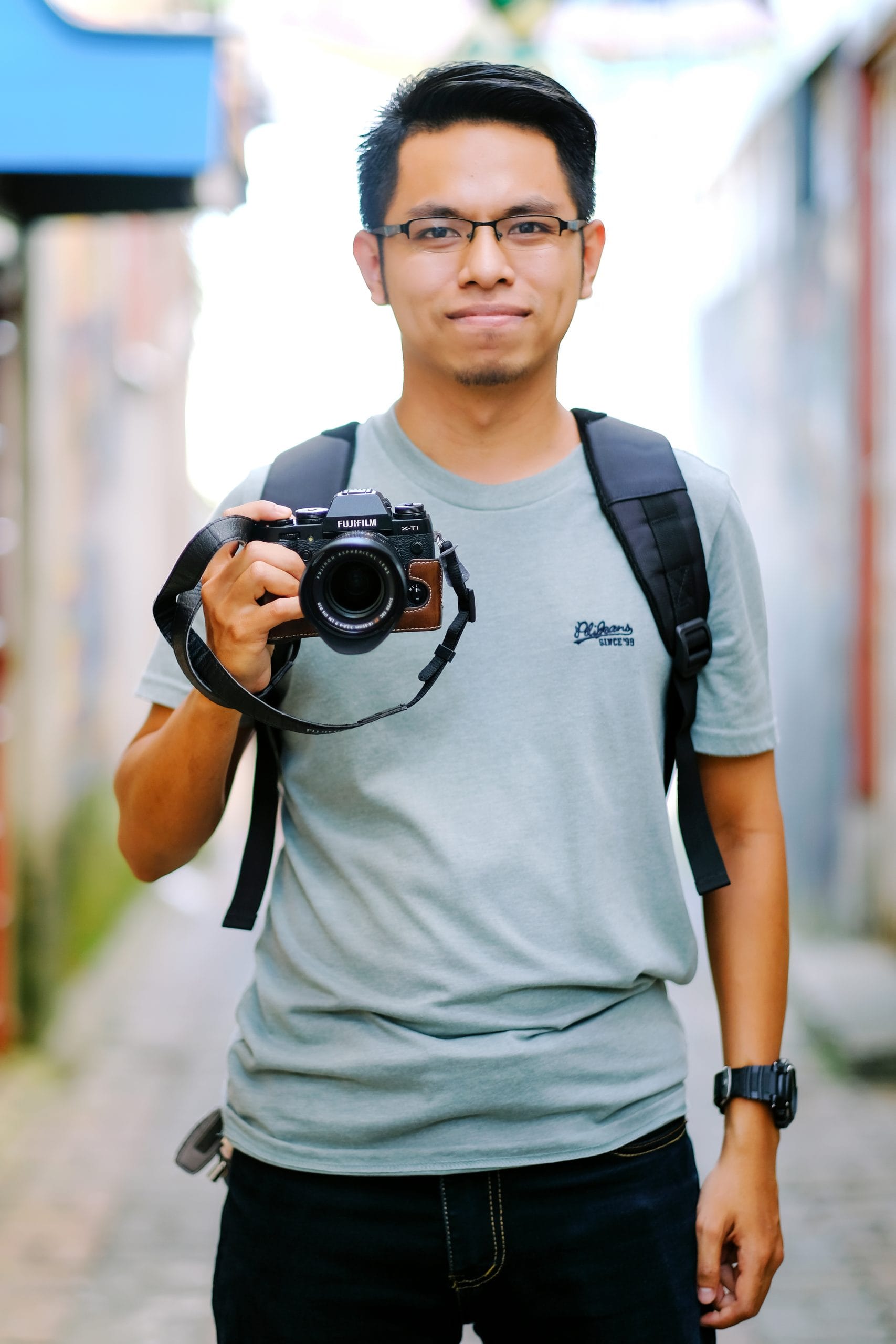 Mohd Hafizi bersama kamera